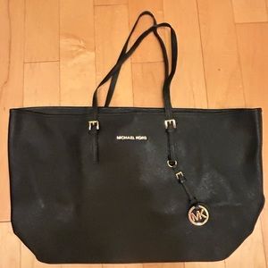 Michael by Michael Kors jet setter tote in black Saffiano Leather